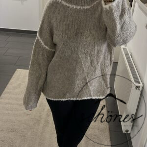 Strickpulli