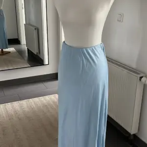 Viskose Rock Hellblau