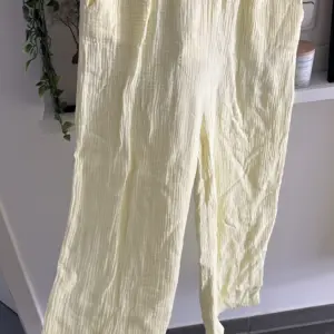 Musselin Hose Helles Gelb