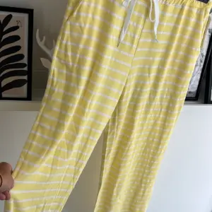 Hose gestreift Gelb/Weiß