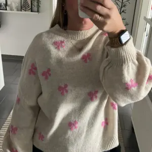 Pullover kleine Schleifen Rosa