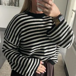Pullover gestreift Schwarz/Weiß