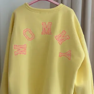Pullover MOMMY Gelb
