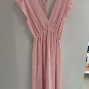 Musselin Midi Kleid zartes Rosa