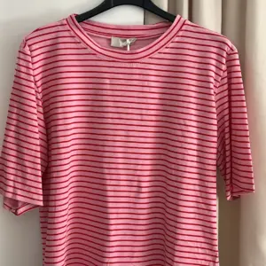 T-Shirt gestreift Rosa/Rot