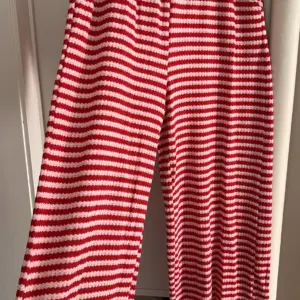 Strickhose gestreift Rosa/Rot