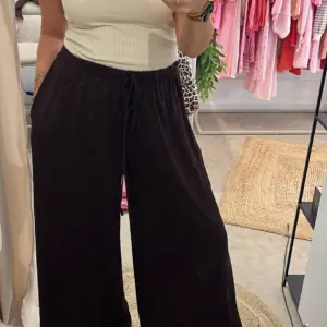 Viskose Hose Braun