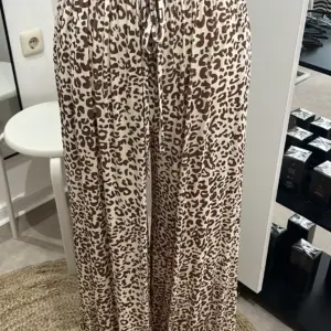 Viskose Hose Leo Braun