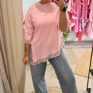 T-Shirt Spitze Rosa