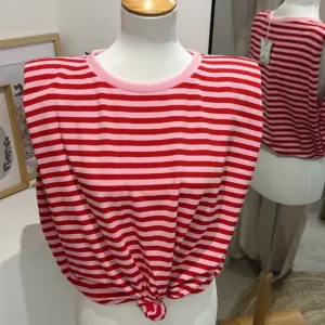 T-Shirt gestreift Schulterpolster